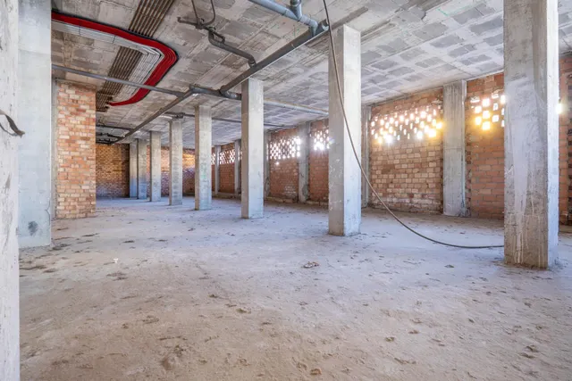 Local comercial 427m² en venta - Zona metropolitana — 8