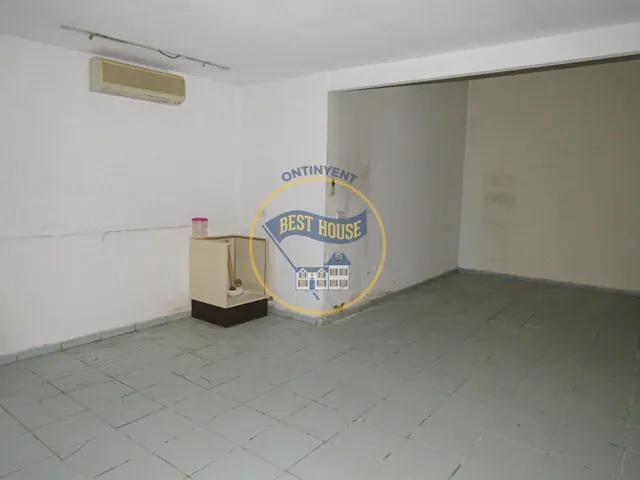 AMPLIO LOCAL EN ZONA COMERCIAL, ONTINYENT — 4