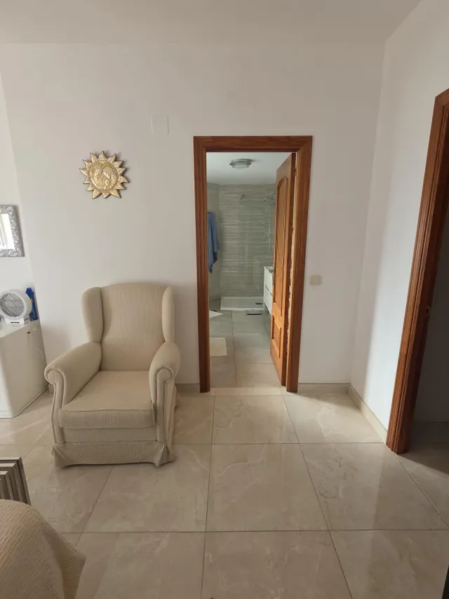 se vende chalet en casares golf — 50