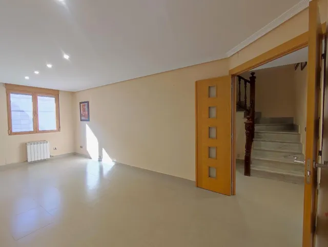 Chalet adosado en Paseo de la Democracia — 9