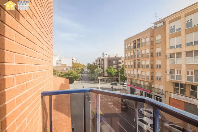 PISO DE 102 METROS CONSTRUIDOS  3 DORMITORIOS, 2 BAÑOS Y VESTIDOR EN EL ALTET — 9