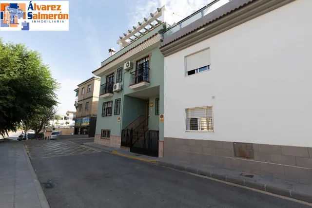 Casa independiente a 5 minutos de Granada en buen estado para entrar a vivir — 8
