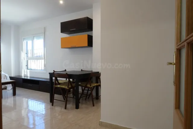 Se vende piso con inquilino, ideal inversores - foto 2