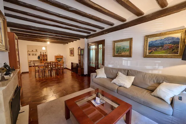 CASA CANTONERA CON JARDÍN EN EL CENTRO DE SENTMENAT - foto 5