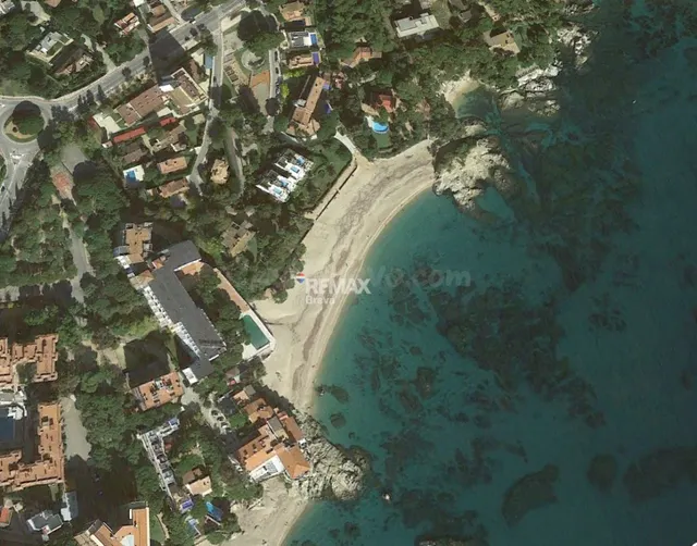 Platja d’Aro | Exclusiva parcela con masía histórica frente  - foto 4
