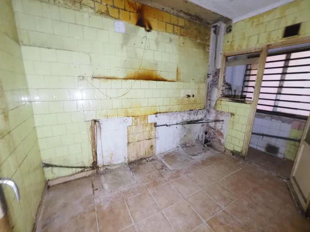 SE VENDE PISO EN PINEDA DE MAR, ZONA CENTRO - foto 3