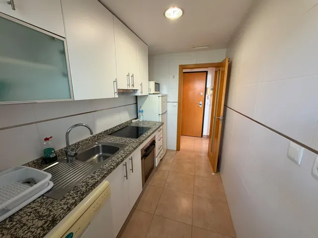 Lujo Elegante apartamento en Benidorm con vistas y piscina — 16
