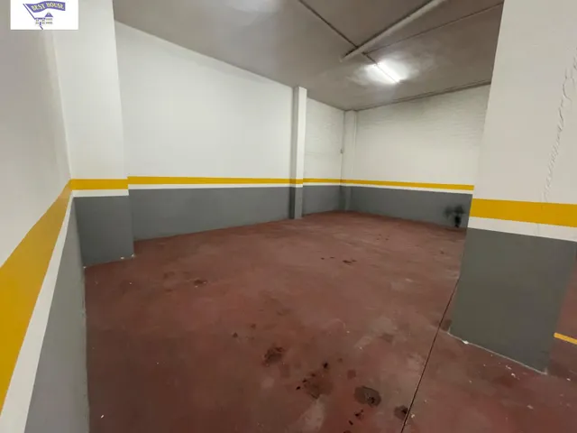 LOCAL CON VADO. 9 PLAZAS DE GARAJE. POSIBILIDAD DE T RASTEROS — 6