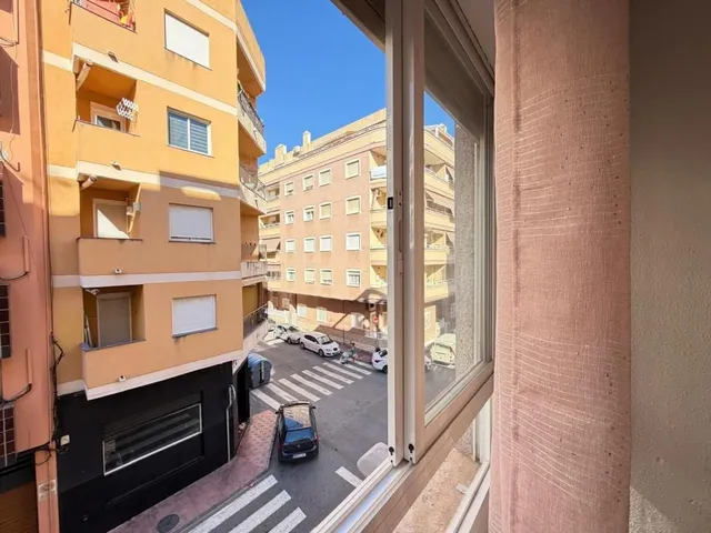 Apartamento 2 habitaciones 84m² en venta - Estacion de autobuses — 15