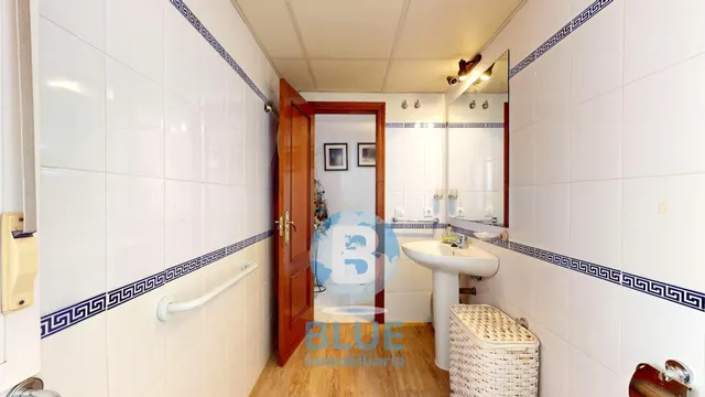 Encantador Piso en zona Fuente de la Salud — 25