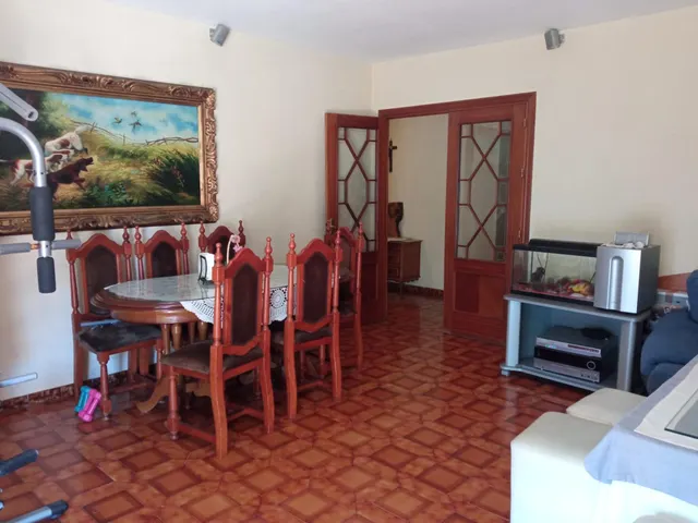 Chalet independiente de dos plantas en la zona de Camino de Antequera. — 4