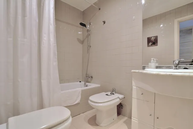 SE VENDE ATRACTIVO APARTAMENTO DE 68M2 CON TERRAZA — 16