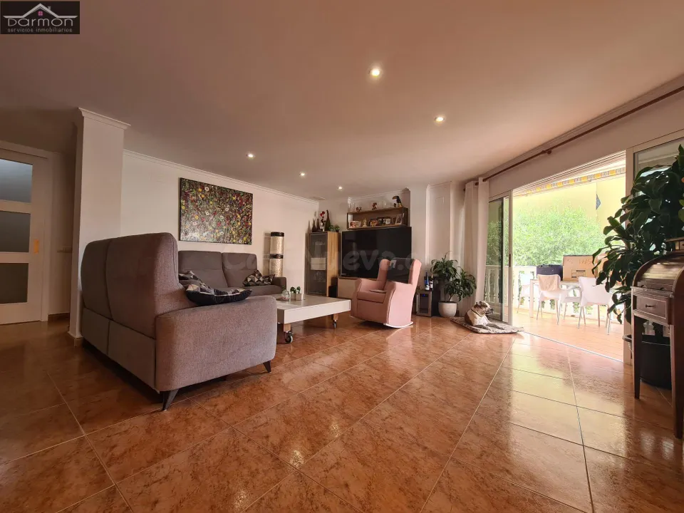 Chalet Independiente en Daimús