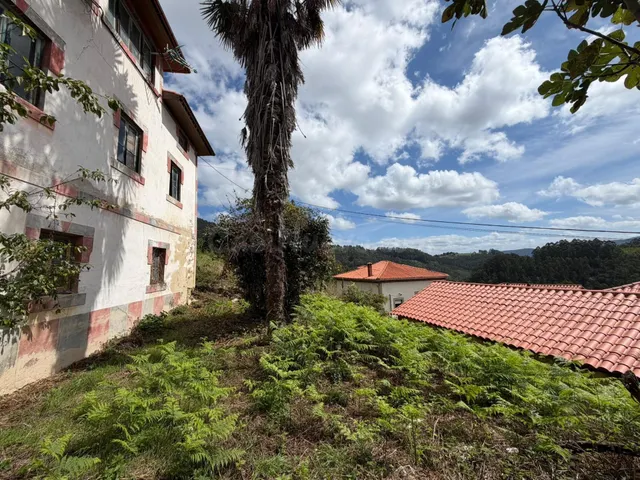 CASA TRADICIONAL ASTURIANA DE 262 m2 CON 458 m2 DE TERRENO,  - foto 2