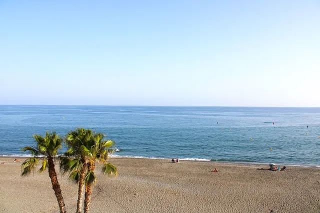 Apartamento 2 habitaciones 82m² en venta - Playa mezquitilla — 28