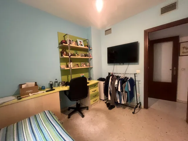 ESPECTACULAR PISO EN AVDA PUERTA DEL SUR — 31