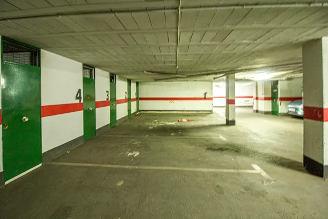 PLAZA DE GARAJE CON TRASTERO EN CALLE MANUEL SALDAÑA — 3