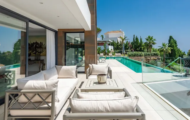 Chalet 4 habitaciones 560m² en venta - Costa del Sol - foto 5