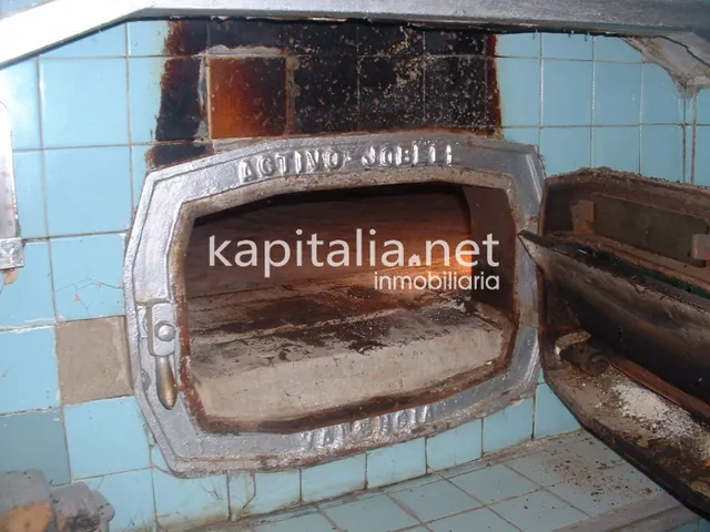 Casa a la venta en La Vila de Ontinyent. — 19