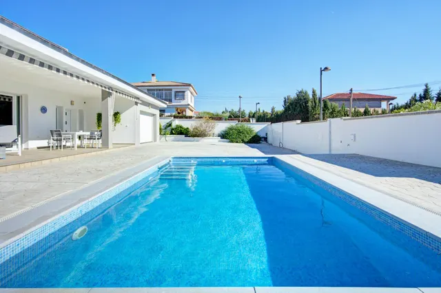 EXCLUSIVO CHALET INDEPENDIENTE DE UNA SOLA PLANTA EN EL VENTORRILLO – CÚLLAR VEGA — 10