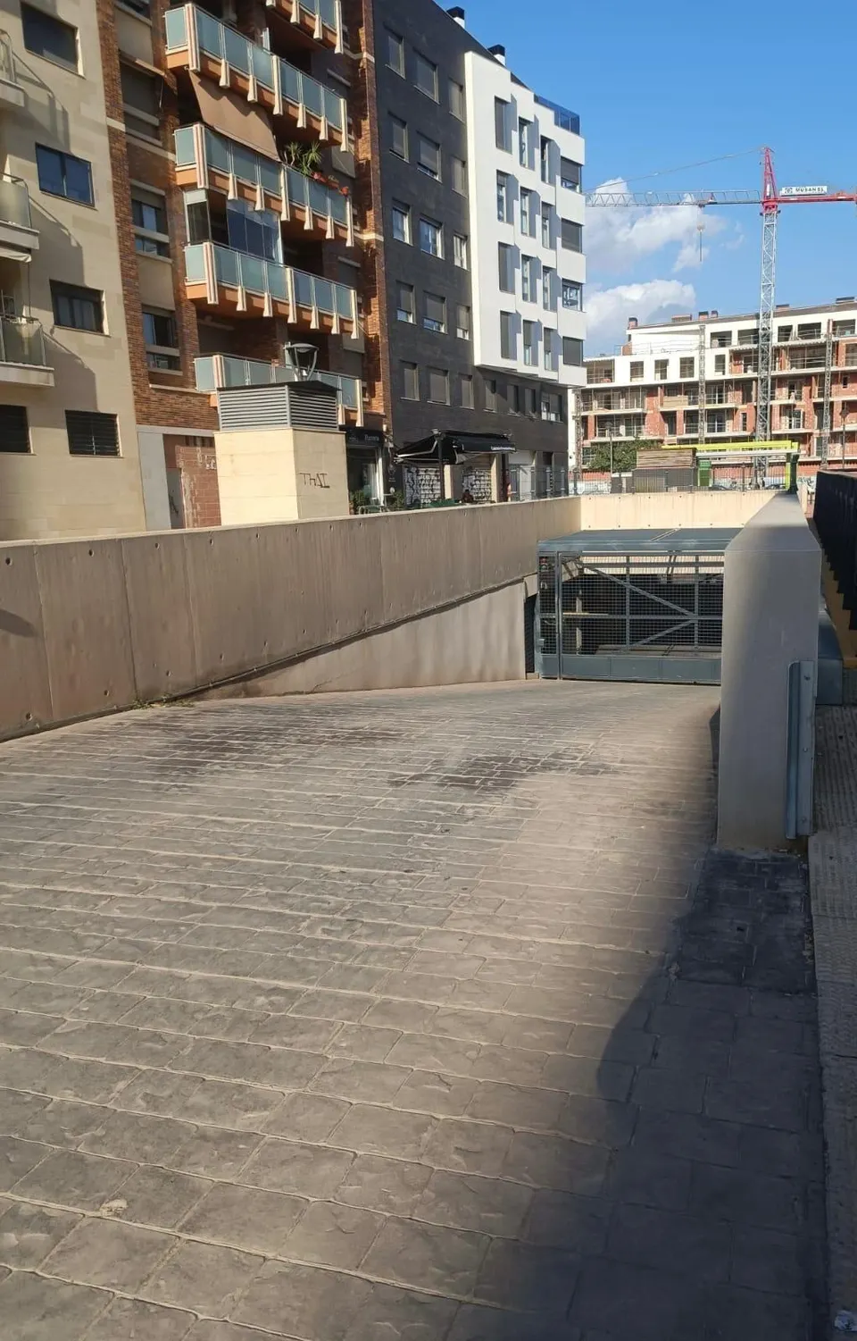 EN VENTA PLAZA DE GARAJE JUAN DE BORBON