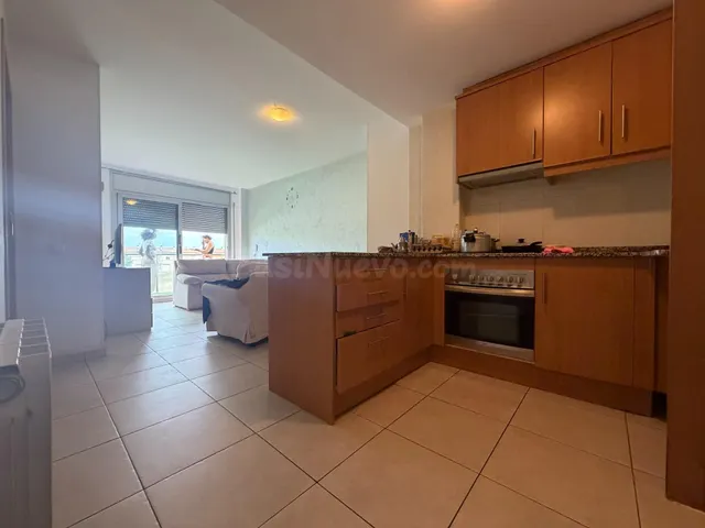 Piso de 2 habitaciones con parking y ascensor — Vilatenim, F - foto 4