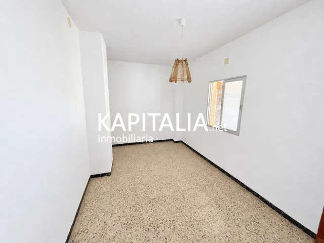 BONITA CASA A LA VENTA CON GARAJE EN BOLBAITE — 13
