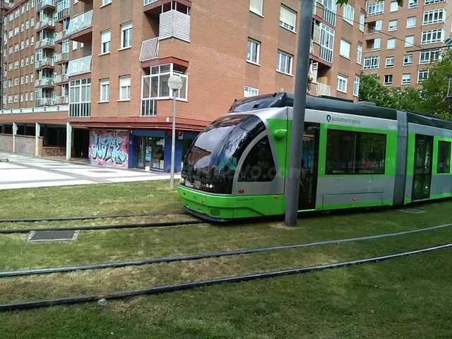 Se vende local comercial en Vitoria - foto 2