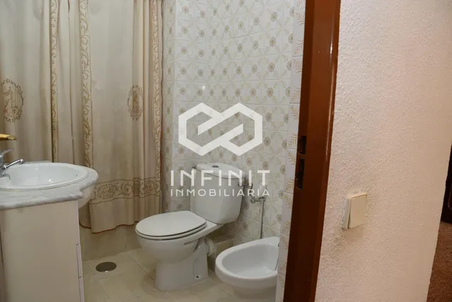 ¡IMAGINA LO QUE PUEDE LLEGAR A SER!... Una gran vivienda con alma y potencial en una de las mejores ubicaciones de Alcalá. — 42