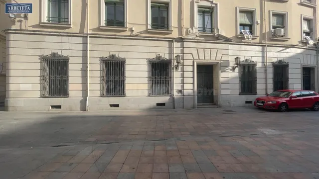 INMOBILIARIA ARBETETA ALQUILA MAGNÍFCO LOCAL COMERCIAL EN ZO - foto 2