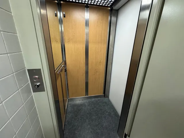 VILADECANS ESPECTACULAR CASA A LA VENTA — 40