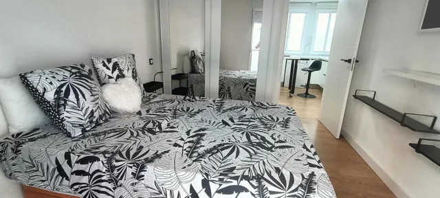 MAGNIFICO PISO DE TRES DOMITORIOS Y DOS BAÑOS REFORMADO CERCA DEL MAR — 28