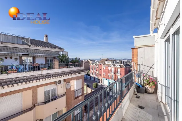 ESPECTACULAR TRIPLEX EN CHURRIANA — 16