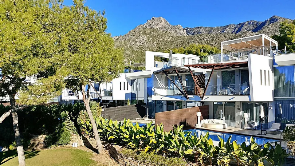 Adosado 5 habitaciones 665m² en venta - Marbella
