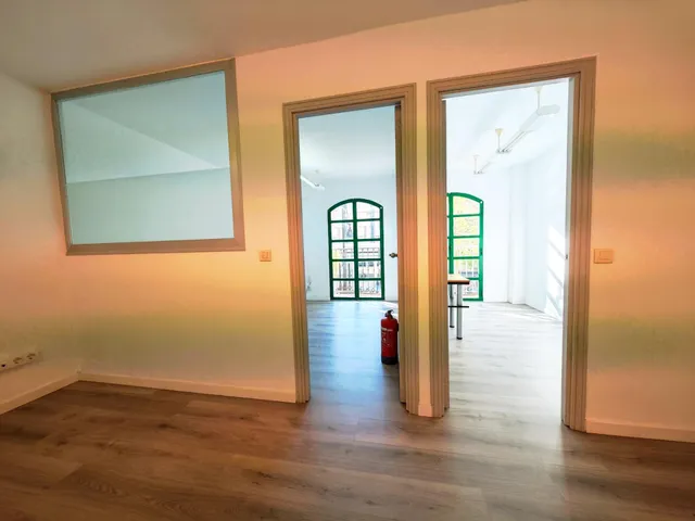 SE ALQUILA OFICINA-DESPACHO EN PLENO CENTRO DE FUENGIROLA — 7