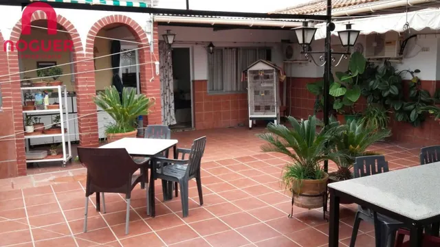 SE VENDE RESTAURANTE CON CASA EN VILLARRUBIA — 13