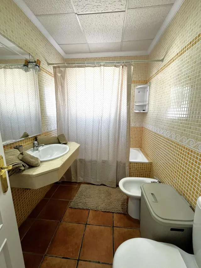 2 CHALETS EN LA ZONA DE EL FLORIN — 18