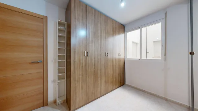 ESTUPENDO PISO CON INQUILINOS EN MONCOFA - SOLO INVERSORES — 25
