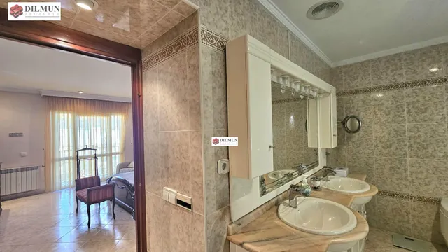 GRAN CASA EN VENTA ZONA PARQUE ACUÁTICO — 46