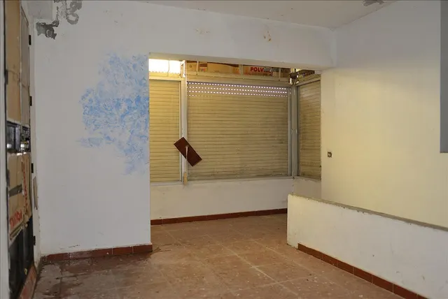 ¡GRAN CASA ADOSADA DE 351 M2 CON ENORME POTENCIAL EN ALGECIRAS! — 19
