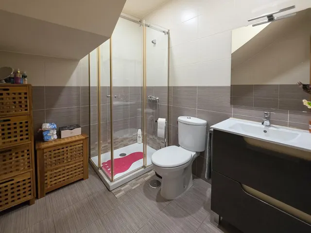 Precioso chalet adosado de 4 dormitorios con piscina privada y garaje en Carranque — 50