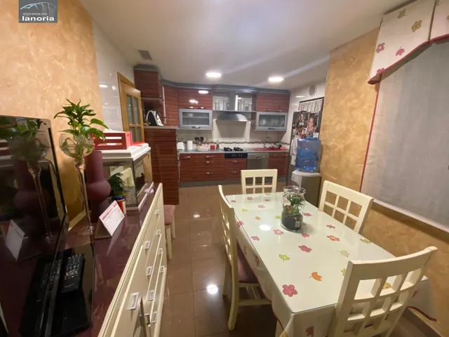 Grupo la Noria VENDE ADOSADO Amueblado y Equipado. Zona Barrio IMAGINALIA — 8