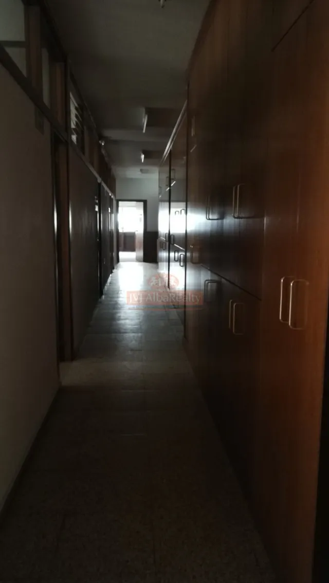 OCASION! SE ALQUILA GRAN ENTREPLANTA CON DIVERSOS DESPACHOS Y OFICINAS, EN EL CORAZON DE ALBACETE — 14