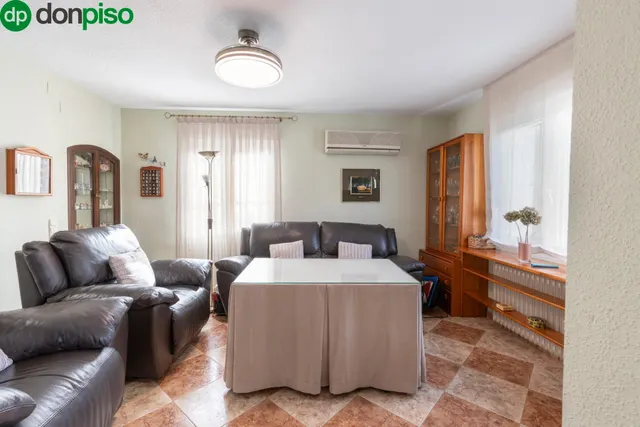 Vivienda Exclusiva en Urbanización Viñas del Rey – Otura — 12