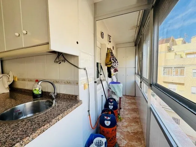 A 100 METROS DE LA PLAYA — 19