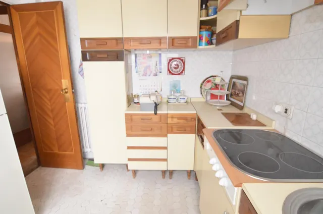 Urbis te ofrece un piso en venta en zona San Juan, Salamanca. — 41