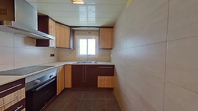 PISO EN VENTA EN C/ DOCTOR ROBERT - BADALONA — 3
