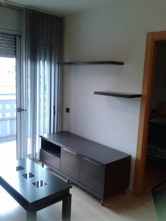 Piso amueblado con terraza en alquiler y parquing adicional — 6