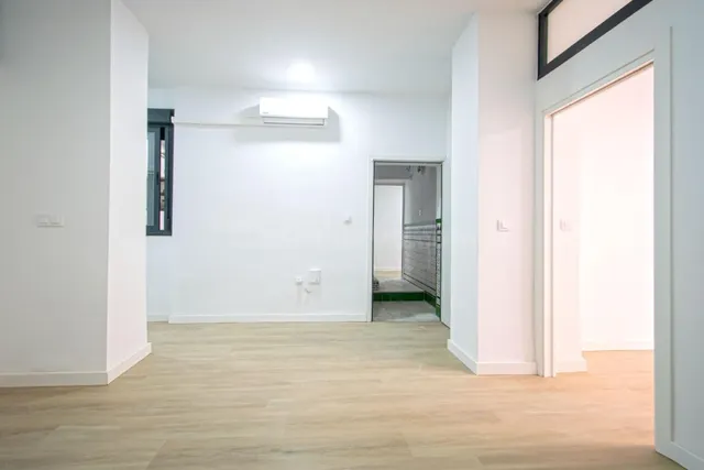 Edificio en venta en Calle Adolfo Cuellar junto a calle Zara - foto 4
