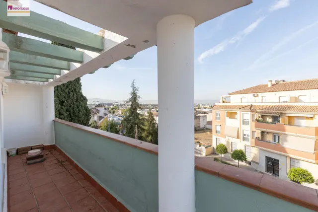 Casa independiente a 5 minutos de Granada en buen estado para entrar a vivir — 20